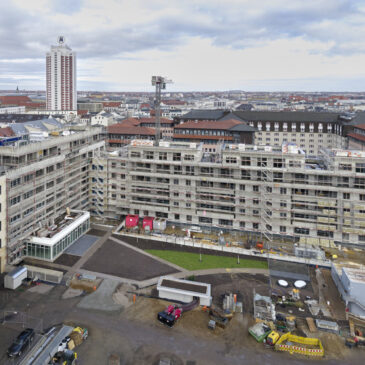 Neubau Großer Brockhaus_Baustelle vor Richtfest_Pano-140-141_1600px-Q80 Innenhof Großer Brockhaus als Baustelle im Dezember 2025